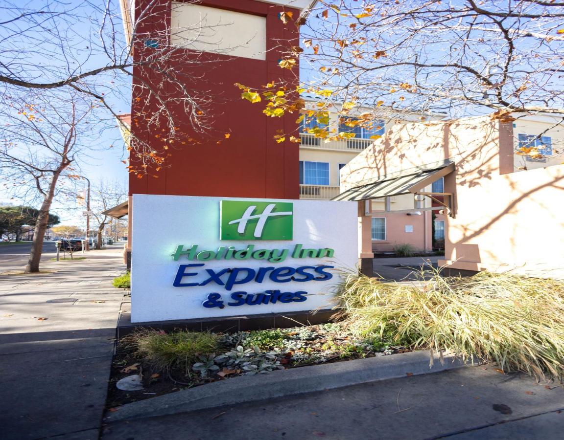 Express By Ihg Hotel