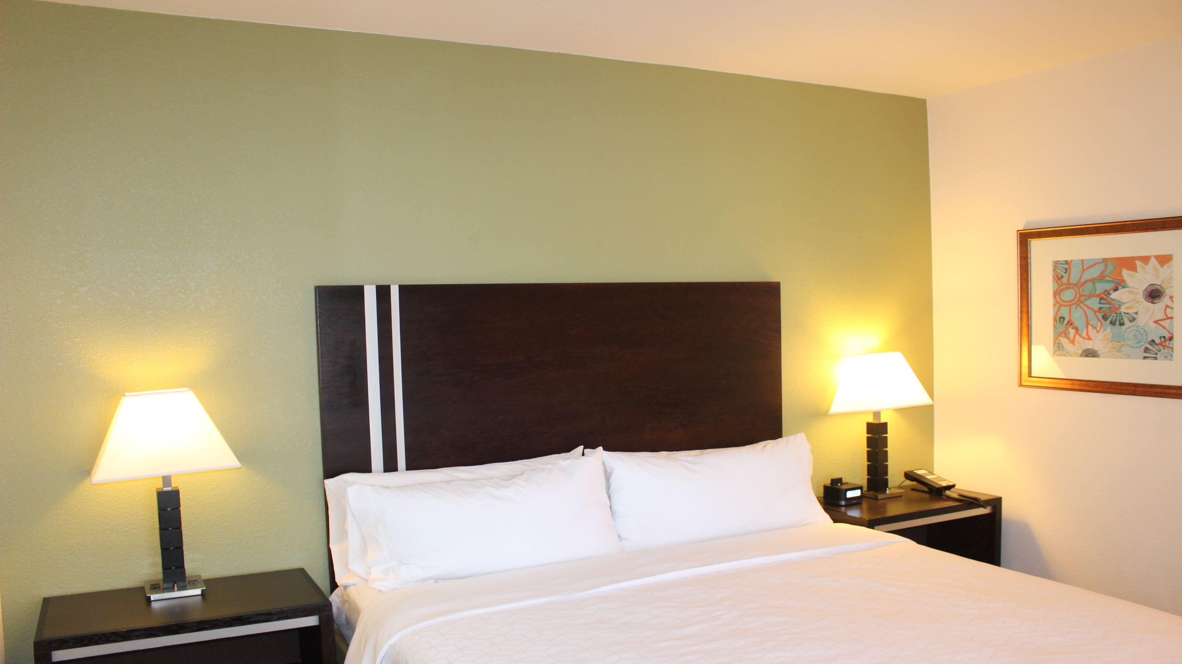 Express By Ihg Hotel 3*