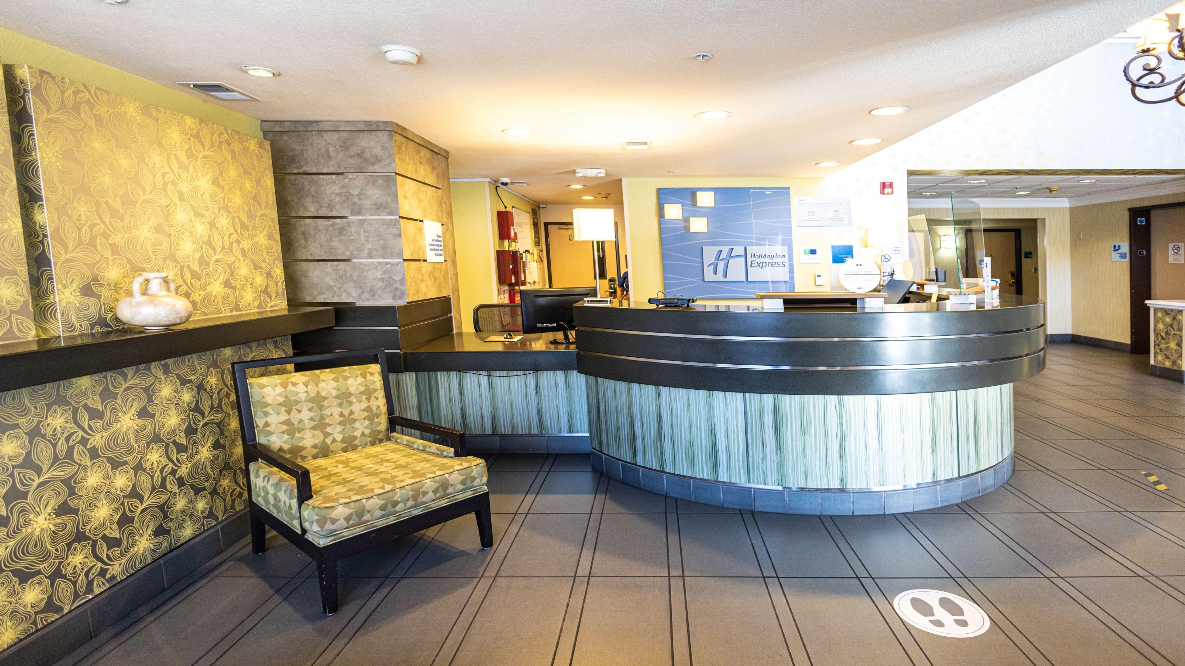 Express By Ihg Hotel 3*